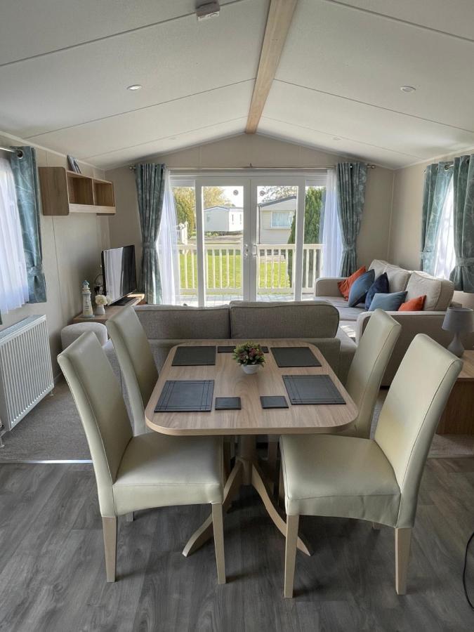 Private Rented Caravan Situated At Southview Holiday Park Winthorpe  Exterior photo