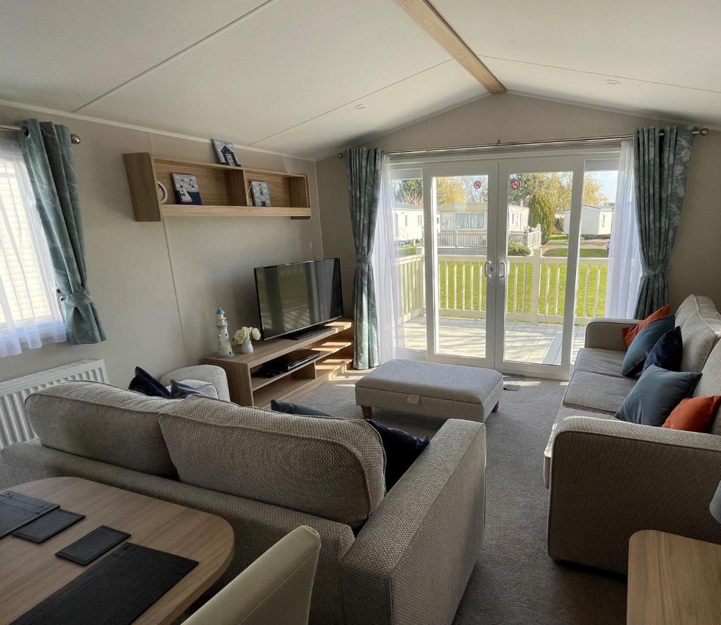 Private Rented Caravan Situated At Southview Holiday Park Winthorpe  Exterior photo